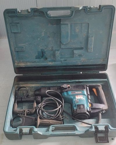 Bourac kladivo Makita HR4000C