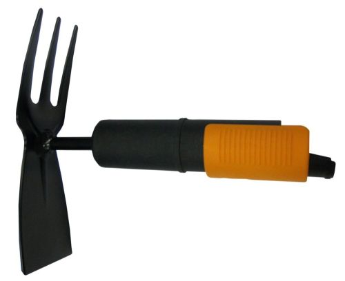 Motyka QuikFit dvoustrann Fiskars
